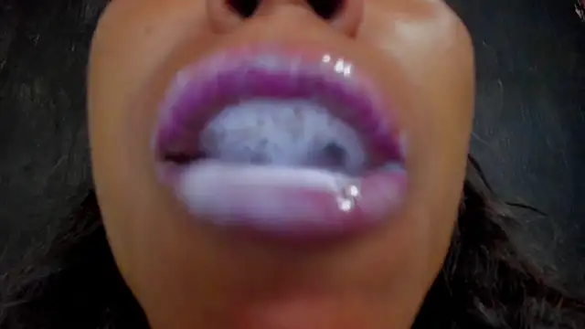 KamariaFyre online show from 12, 2, 2025