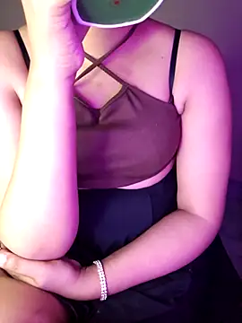 Olivia3 online show from 15, 2, 2025