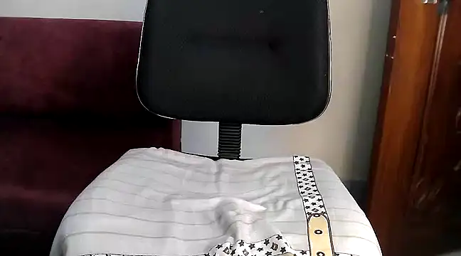 Olivia3 online show from 16, 3, 2025