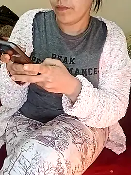 ShadiaStar online show from 10, 3, 2025