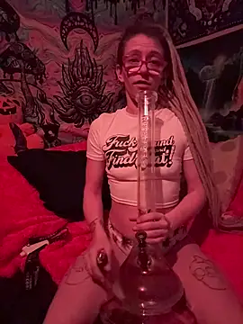 Stonermama666420 online show from 17, 1, 2026