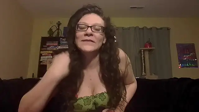 kitwithclaws420 online show from 29, 12, 2024