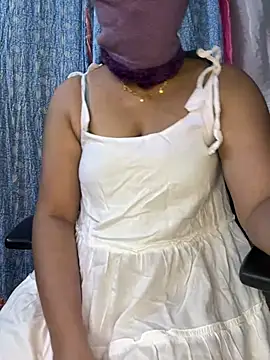 Snapshot of stylishpooja chatting on 19, 12, 2024 stylishpooja online show from 19, 12, 2024