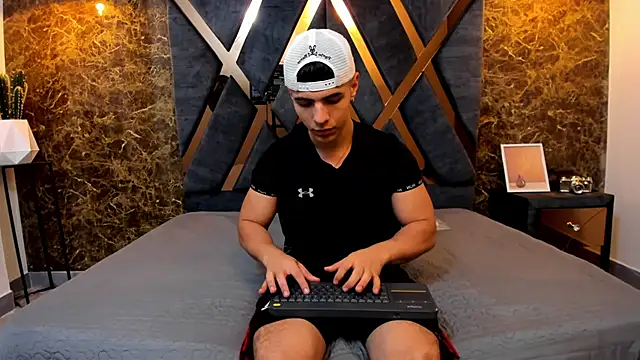 Snapshot of Flynn_Riider chatting on 22, 1, 2025 Flynn Riider online show from 22, 1, 2025