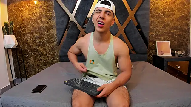 Snapshot of Flynn_Riider chatting on 29, 1, 2025 Flynn Riider online show from 29, 1, 2025