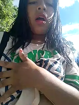 Danna-linyi online show from 5, 3, 2025