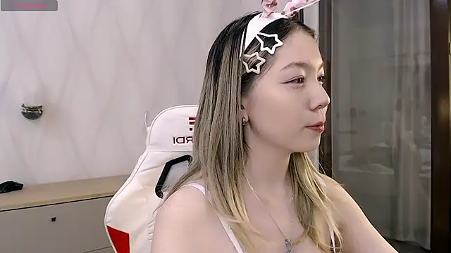 Babby Rabbit online show from 16, 10, 2025