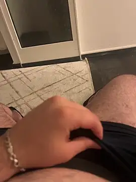 Loco42- online show from 3, 10, 2025