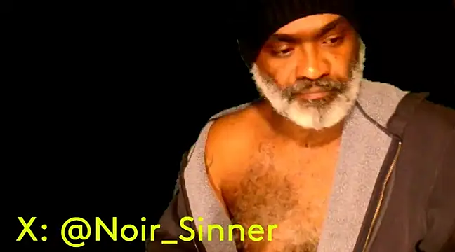 Snapshot of sinnernoir chatting on 25, 1, 2025 sinnernoir online show from 25, 1, 2025