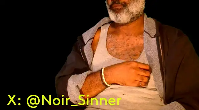 Snapshot of sinnernoir chatting on 29, 1, 2025 sinnernoir online show from 29, 1, 2025