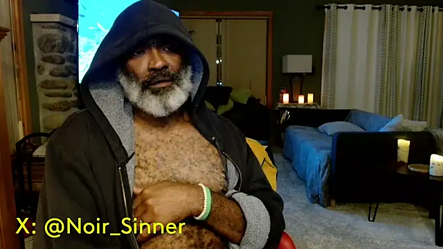 Snapshot of sinnernoir chatting on 10, 9, 2025 sinnernoir online show from 10, 9, 2025