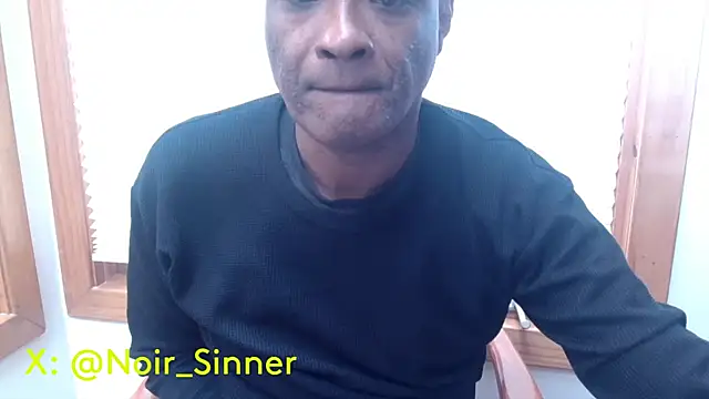 Snapshot of sinnernoir chatting on 2, 10, 2025 sinnernoir online show from 2, 10, 2025