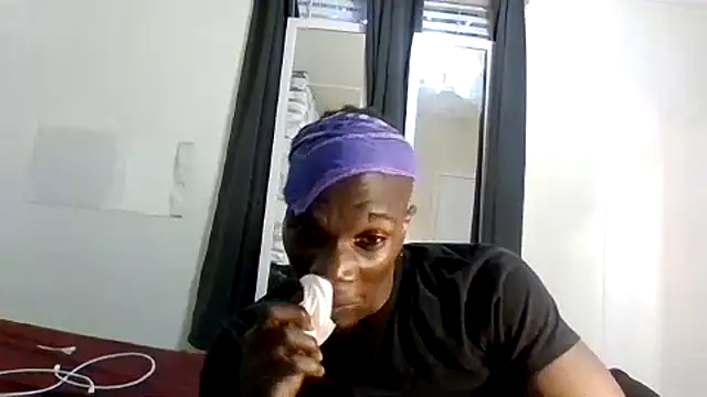 Shawtyblaque21 online show from 15, 7, 2026
