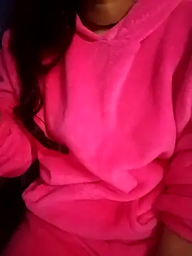 Snapshot of cute-neha70 chatting on 23, 1, 2025 cute-neha70 online show from 23, 1, 2025