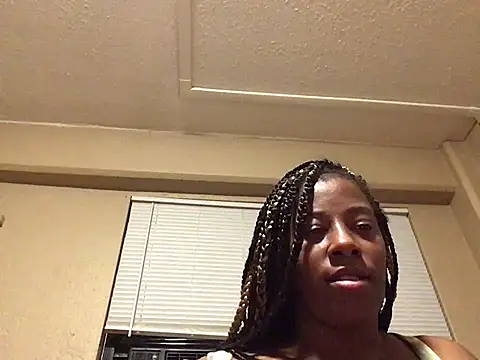 Eboni03 online show from 13, 12, 2024