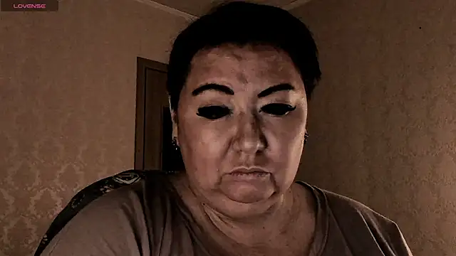 SexxyDreams1 online show from 18, 1, 2026