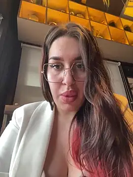 Snapshot of VikiDemi chatting on 2, 3, 2025 VikiDemi online show from 2, 3, 2025