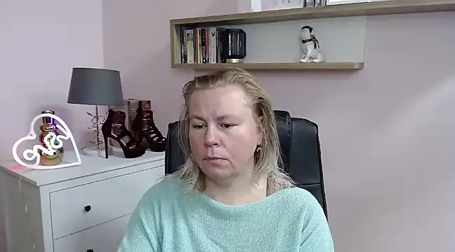 Snapshot of NancyCREAM chatting on 10, 2, 2025 NancyCREAM online show from 10, 2, 2025