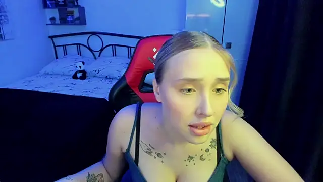 LinaTruly online show from 17, 10, 2025