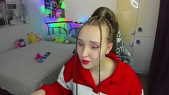 LinaTruly online show from 18, 4, 2026