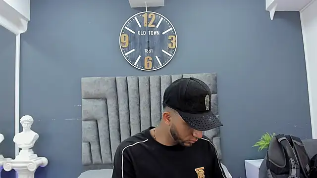 Robin Rief online show from 11, 4, 2026