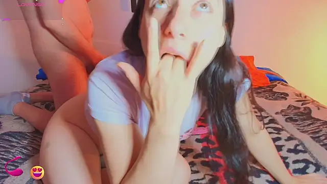 Snapshot of JeremmyAndStacy chatting on 19, 12, 2025 JeremmyAndStacy online show from 19, 12, 2025