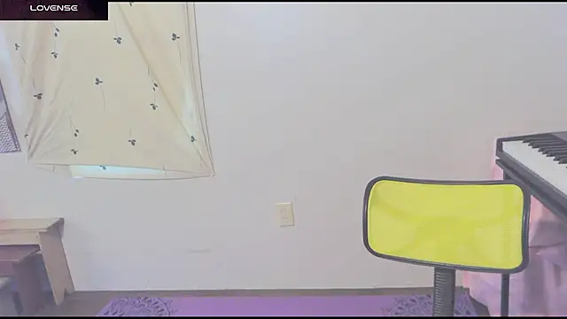  hellostormy  online show from 19, 4, 2026