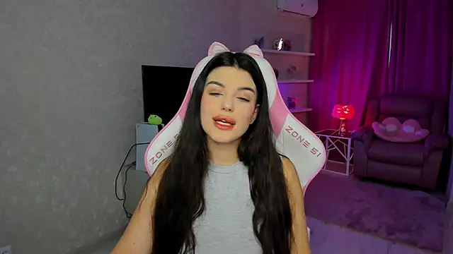 AlluringAriel online show from 5, 4, 2026