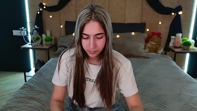 Teresa Stane online show from 21, 2, 2025