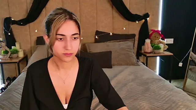 Teresa Stane online show from 19, 3, 2025