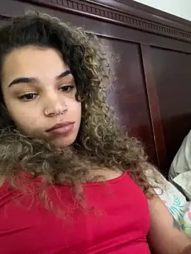 Snapshot of 1prettygem chatting on 18, 12, 2024 1prettygem online show from 18, 12, 2024