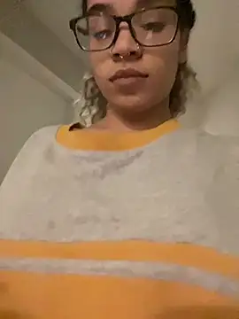 Snapshot of 1prettygem chatting on 22, 12, 2024 1prettygem online show from 22, 12, 2024