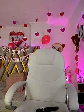 Aurora Brownn online show from 19, 2, 2025