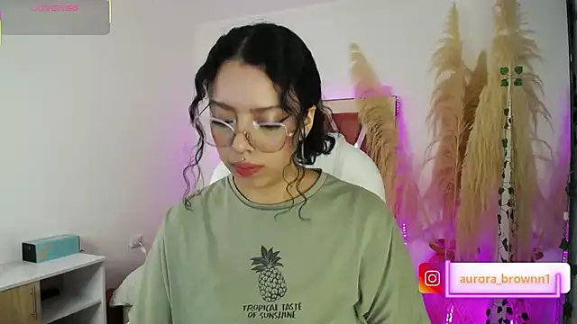 Aurora Brownn online show from 15, 9, 2025