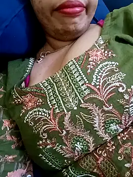 Haniya-143 online show from 22, 11, 2025