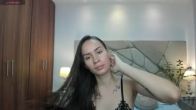 kiim sweett online show from 21, 2, 2025
