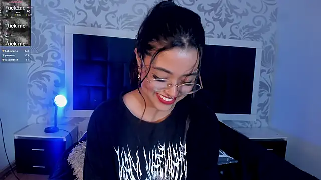 Snapshot of Ariana_Pierce chatting on 30, 12, 2024 Ariana Pierce online show from 30, 12, 2024