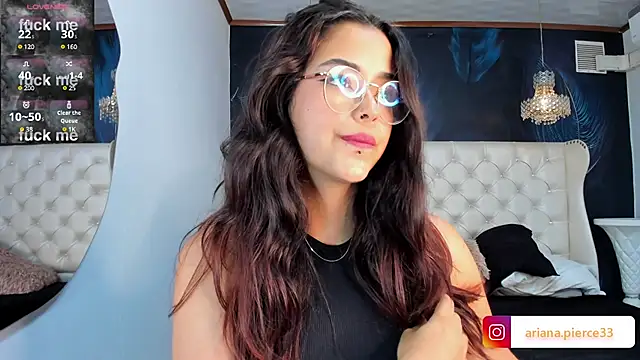 Snapshot of Ariana_Pierce chatting on 7, 3, 2025 Ariana Pierce online show from 7, 3, 2025