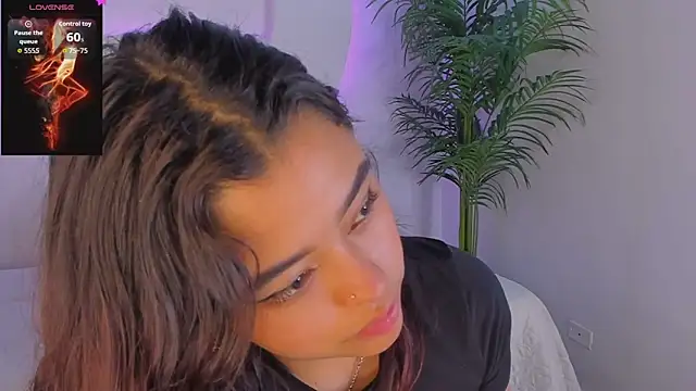 Ariana Pierce online show from 24, 10, 2025