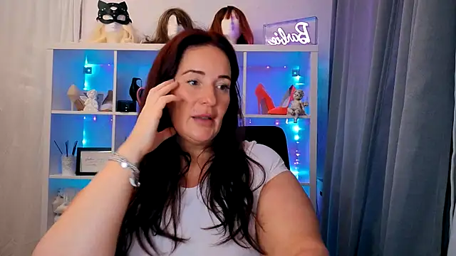 Engel mia online show from 13, 10, 2025