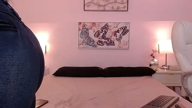 sara17  online show from 22, 10, 2025