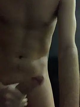 Snapshot of thguinho13 chatting on 12, 12, 2024 thguinho13 online show from 12, 12, 2024