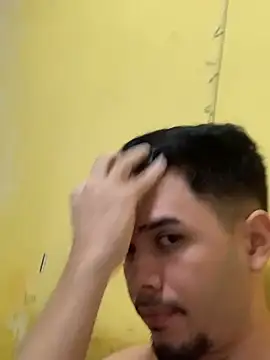 Snapshot of thguinho13 chatting on 30, 12, 2024 thguinho13 online show from 30, 12, 2024