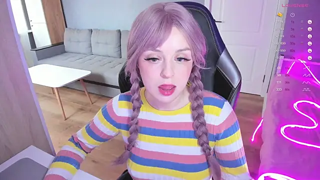 Amy honey angel online show from 10, 10, 2025