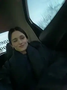 Mia Mia M online show from 18, 2, 2026