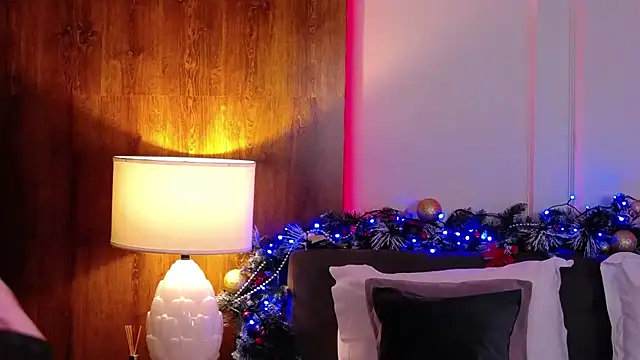 SkylerSpark online show from 4, 12, 2025