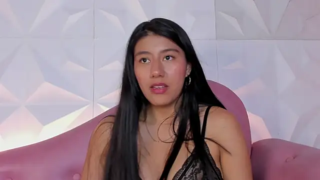 Snapshot of CarlaAlvez chatting on 15, 3, 2025 CarlaAlvez online show from 15, 3, 2025