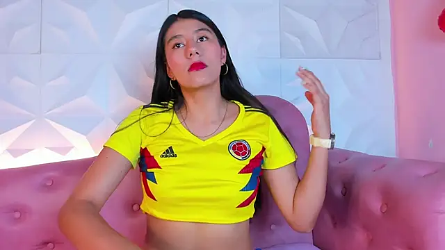 Snapshot of CarlaAlvez chatting on 20, 3, 2025 CarlaAlvez online show from 20, 3, 2025
