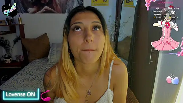 cuteweed420 online show from 5, 10, 2025