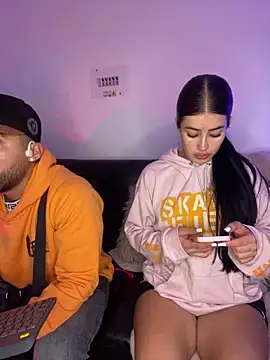 Sweet and caramel online show from 2, 2, 2025